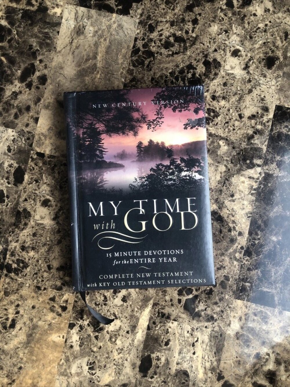 My Time With God Bible: New Century Version, 15 Minute Devotions for the Year